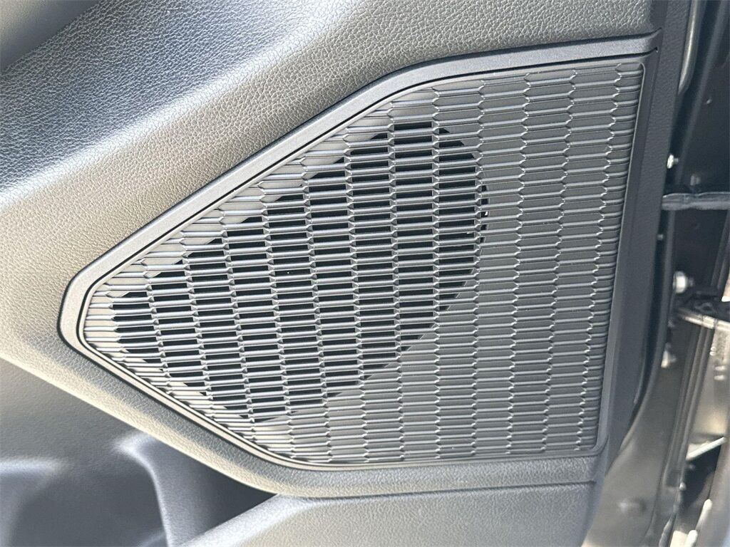 2025 Jeep Grand Cherokee Altitude Quincy MA