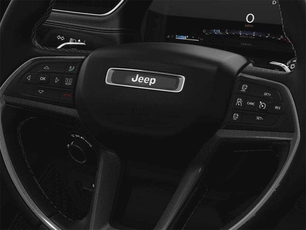 2025 Jeep Grand Cherokee Altitude X Kenosha WI