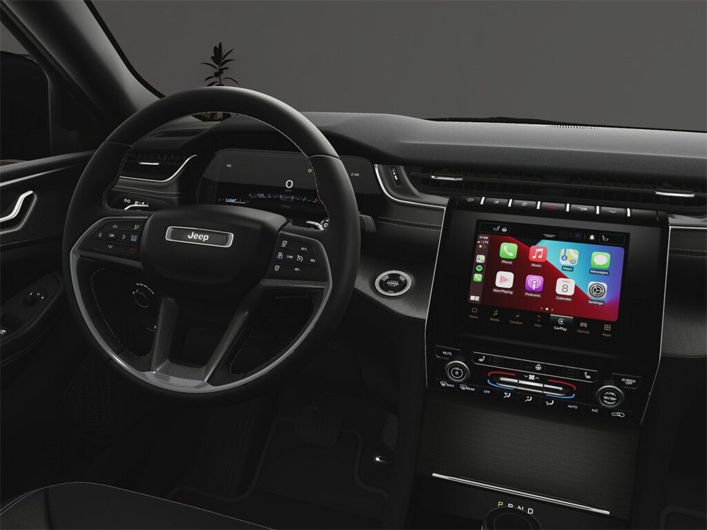 2025 Jeep Grand Cherokee Altitude X Kenosha WI