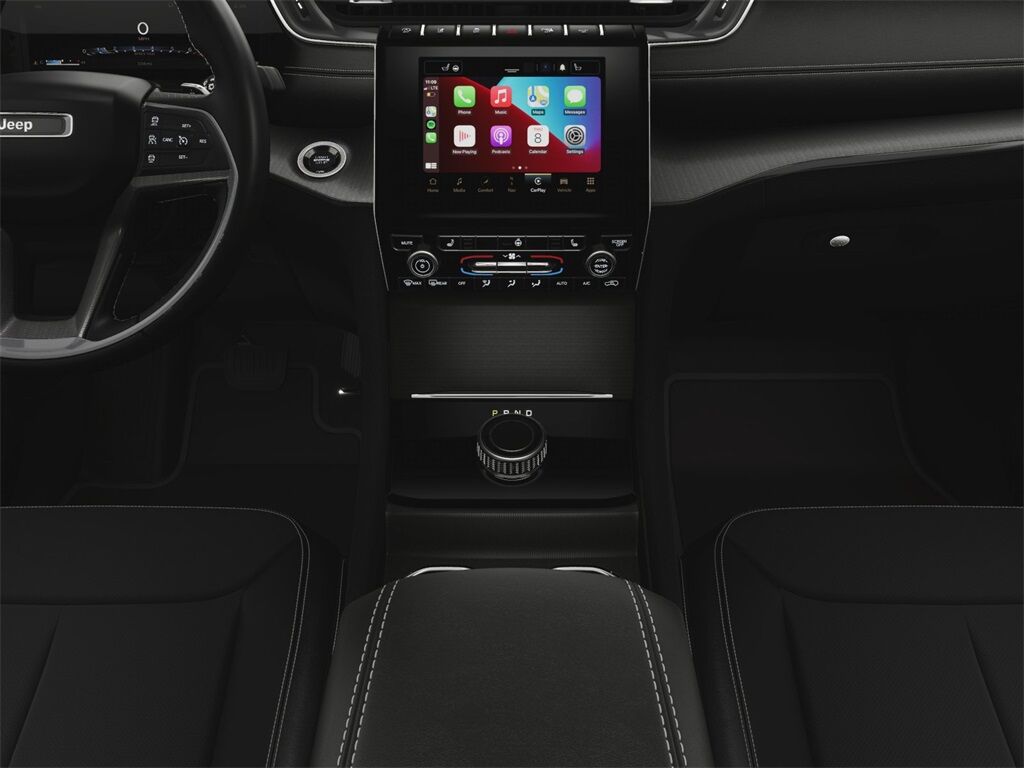 2025 Jeep Grand Cherokee Altitude X Kenosha WI
