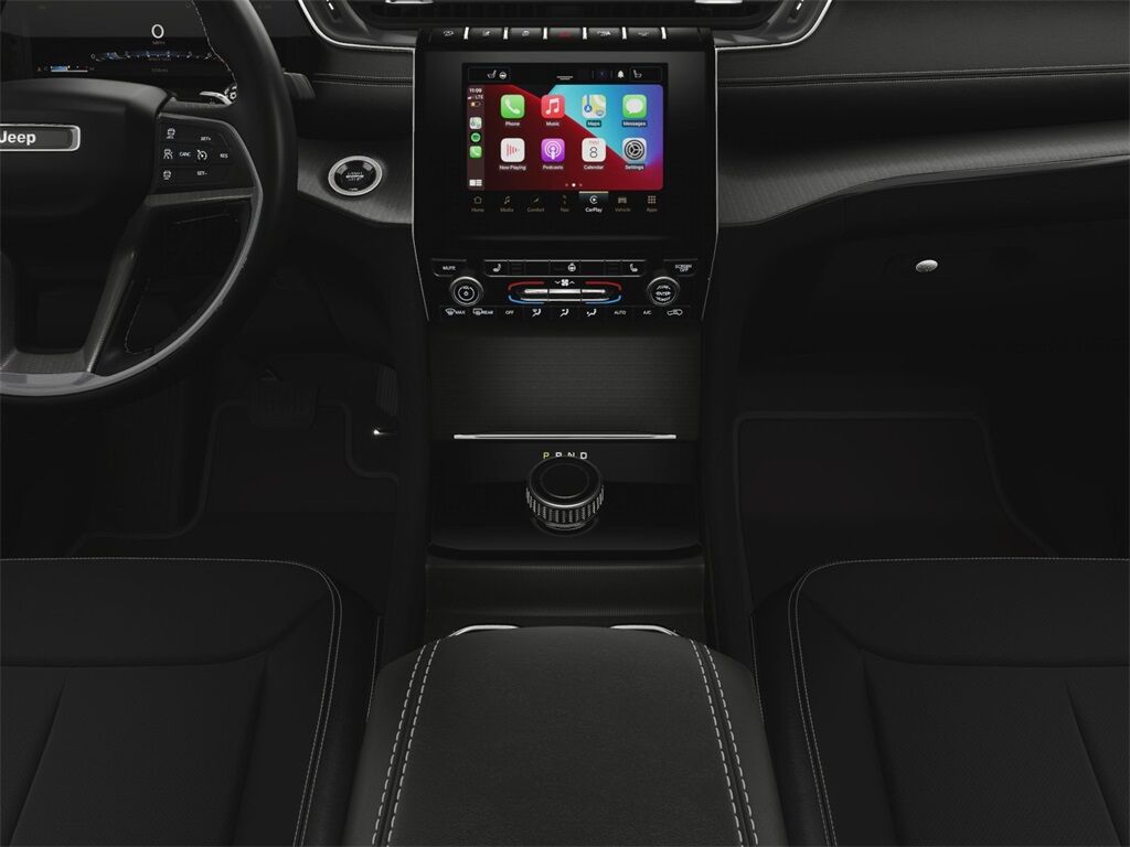 2025 Jeep Grand Cherokee Altitude X Kenosha WI