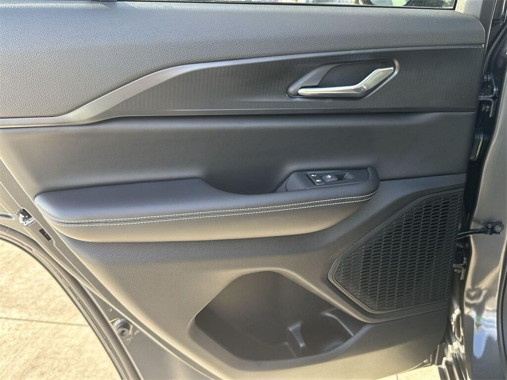 2025 Jeep Grand Cherokee Altitude X Quincy MA