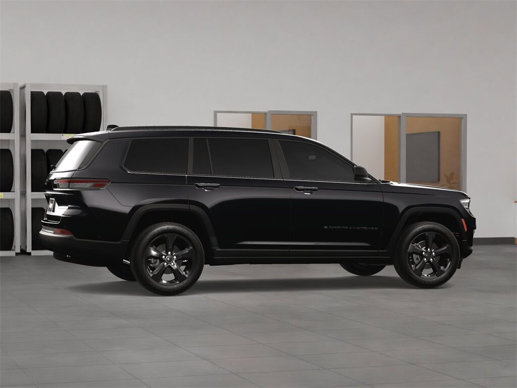 2025 Jeep Grand Cherokee L Altitude X Kenosha WI