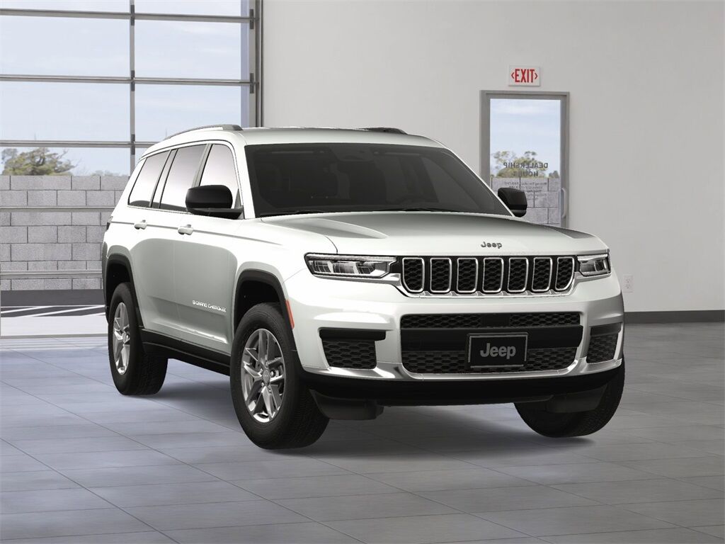2025 Jeep Grand Cherokee L Laredo Kenosha WI