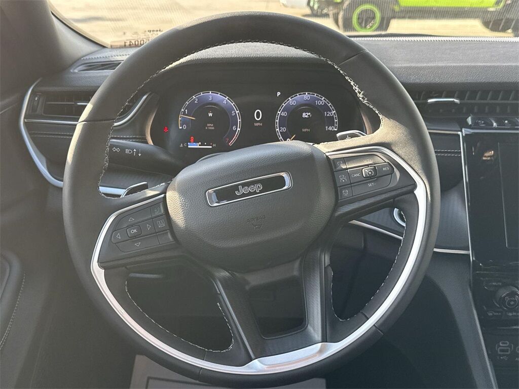 2025 Jeep Grand Cherokee L Laredo Quincy MA