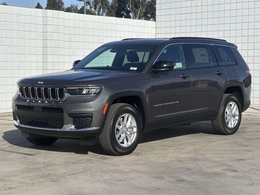 2025 Jeep Grand Cherokee L Laredo Quincy MA