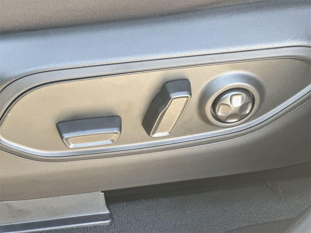 2025 Jeep Grand Cherokee L Laredo Quincy MA