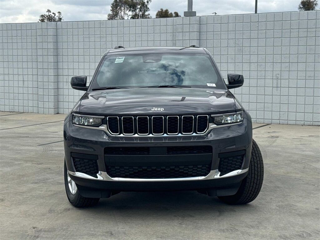 2025 Jeep Grand Cherokee L Laredo Quincy MA
