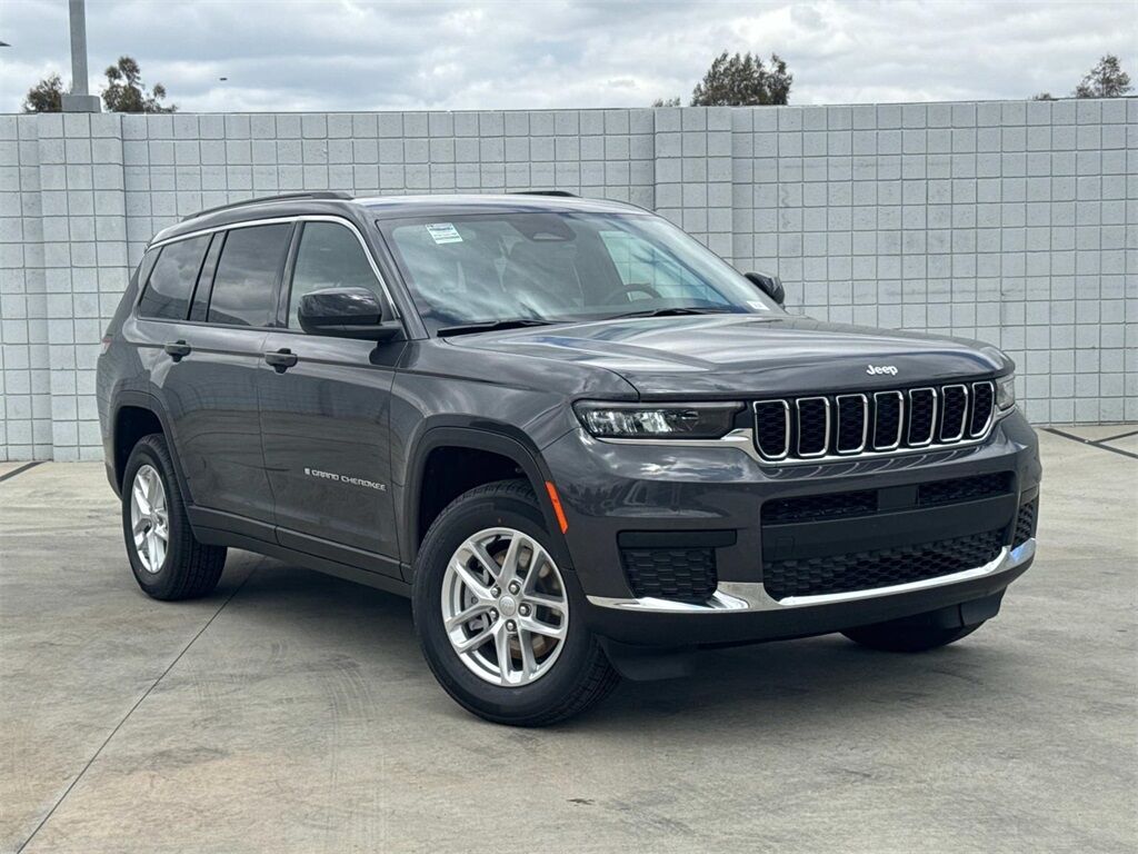 2025 Jeep Grand Cherokee L Laredo Quincy MA