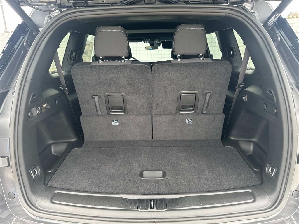 2025 Jeep Grand Cherokee L Laredo Quincy MA