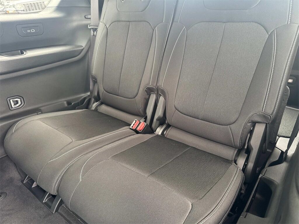 2025 Jeep Grand Cherokee L Laredo Quincy MA