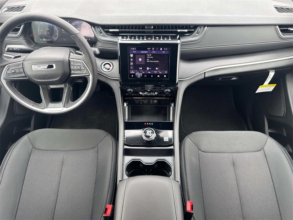 2025 Jeep Grand Cherokee L Laredo Quincy MA