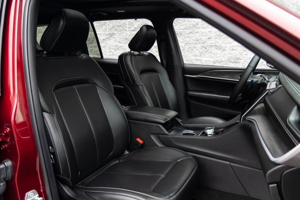 2025 Jeep Grand Cherokee L Limited Kenosha WI