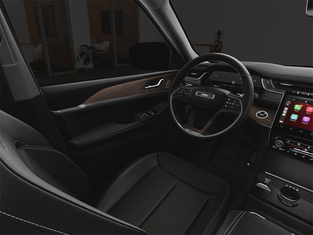 2025 Jeep Grand Cherokee L Limited Kenosha WI