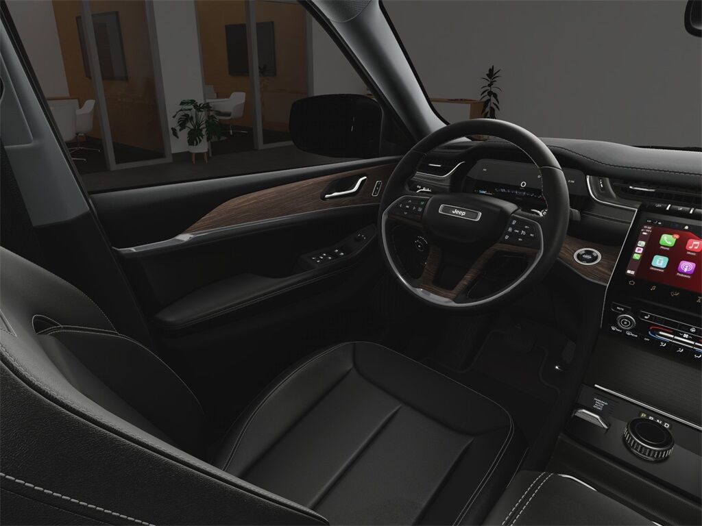 2025 Jeep Grand Cherokee L Limited Kenosha WI