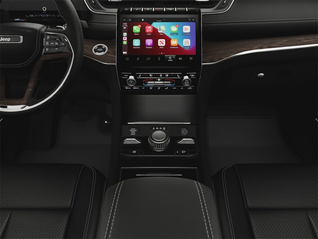2025 Jeep Grand Cherokee L Overland Kenosha WI