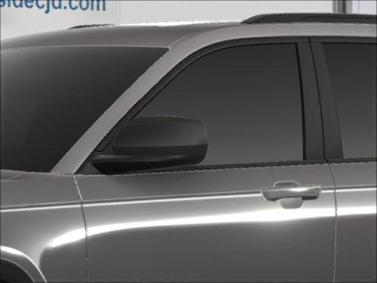 2025 Jeep Grand Cherokee Laredo Bayside NY