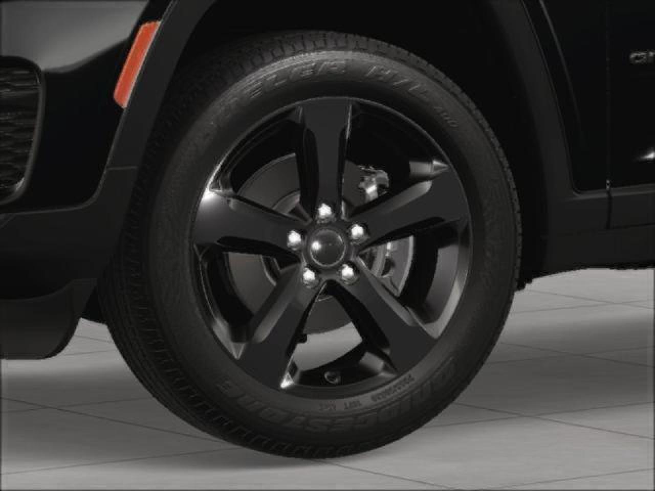 2025 Jeep Grand Cherokee Laredo Bayside NY