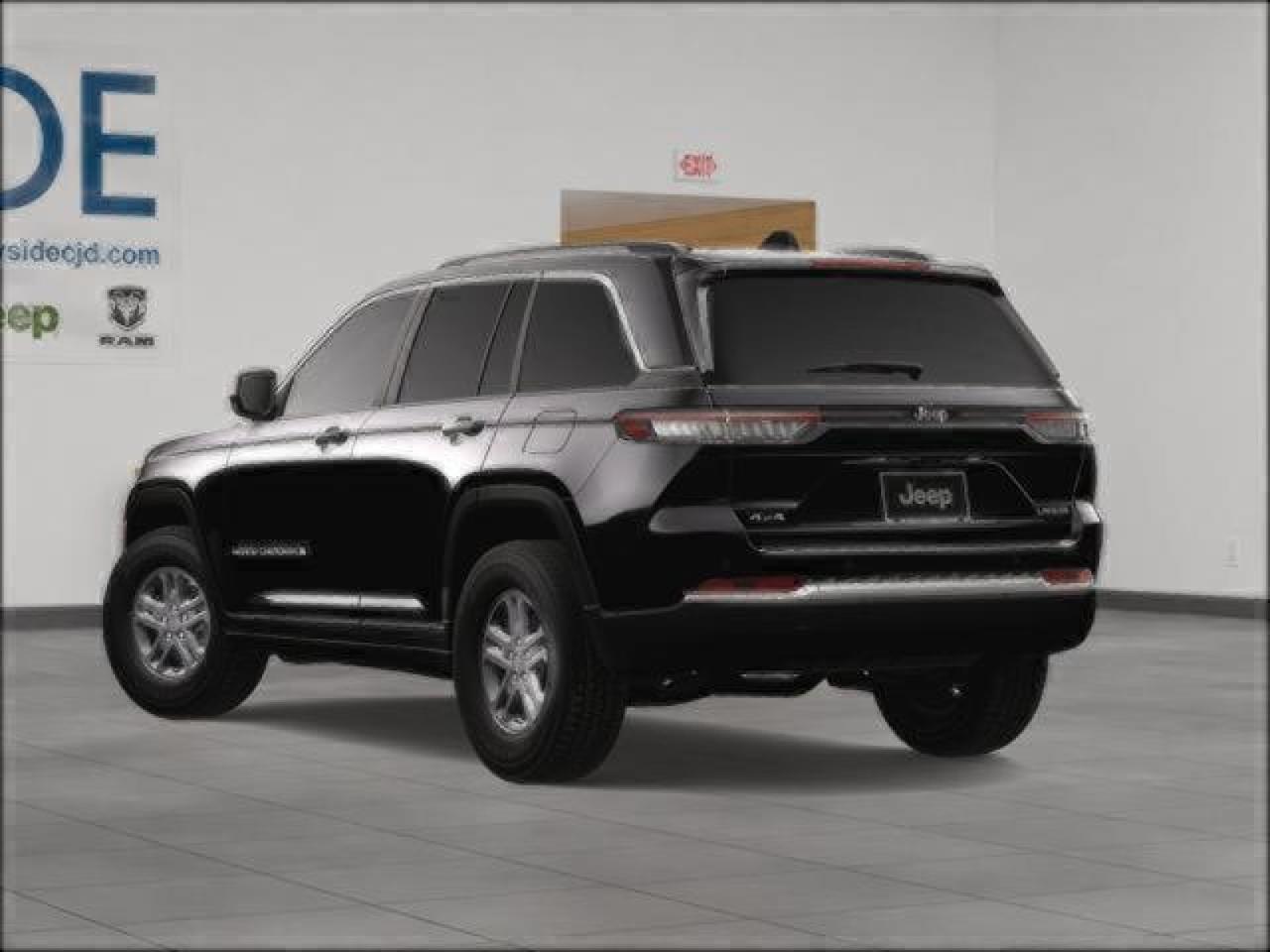 2025 Jeep Grand Cherokee Laredo Bayside NY
