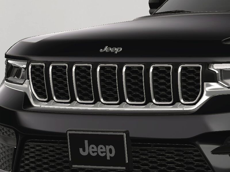 2025 Jeep Grand Cherokee Laredo Kenosha WI