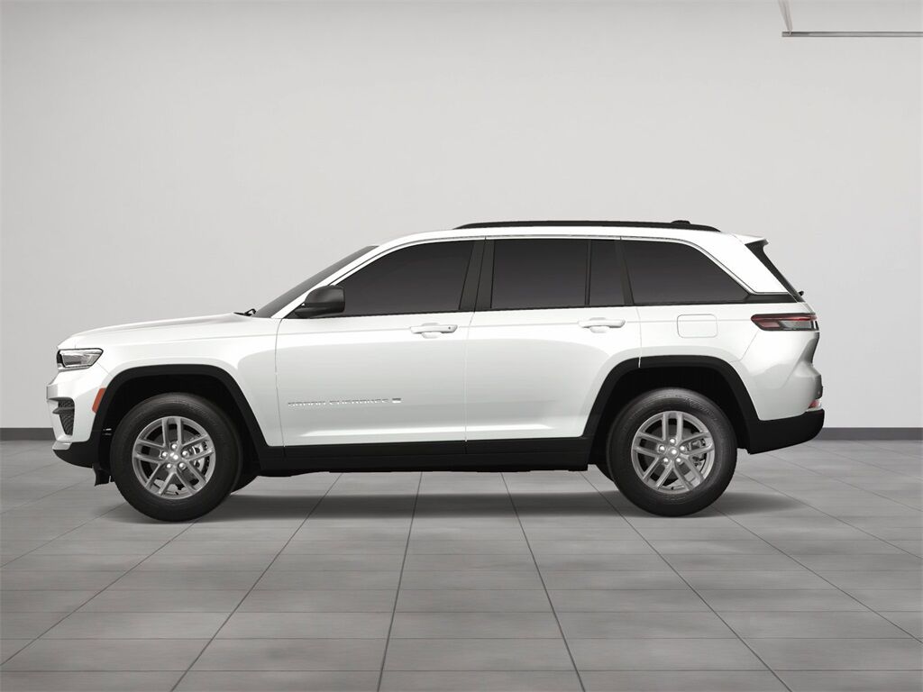 2025 Jeep Grand Cherokee Laredo Kenosha WI