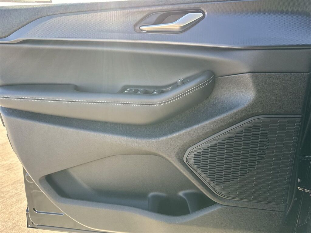 2025 Jeep Grand Cherokee Laredo Quincy MA