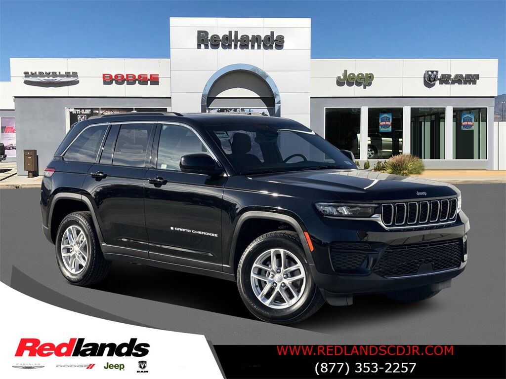 2025 Jeep Grand Cherokee Laredo
