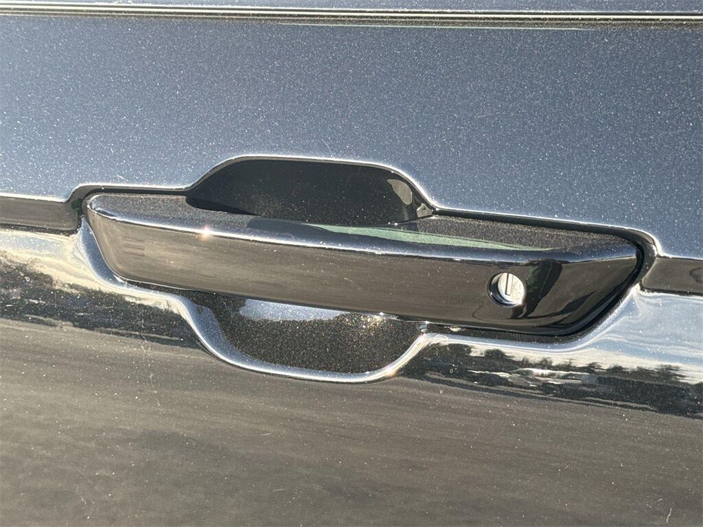 2025 Jeep Grand Cherokee Laredo Quincy MA