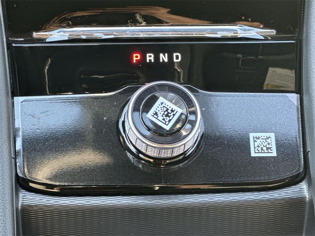 2025 Jeep Grand Cherokee Laredo Quincy MA