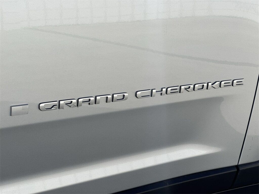 2025 Jeep Grand Cherokee Laredo Quincy MA