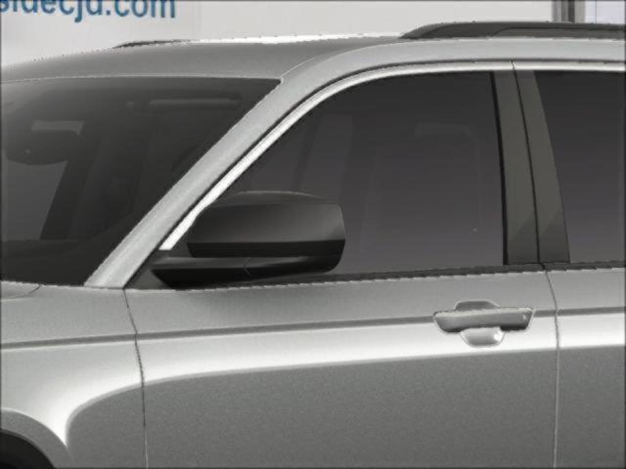 2025 Jeep Grand Cherokee Laredo X Bayside NY