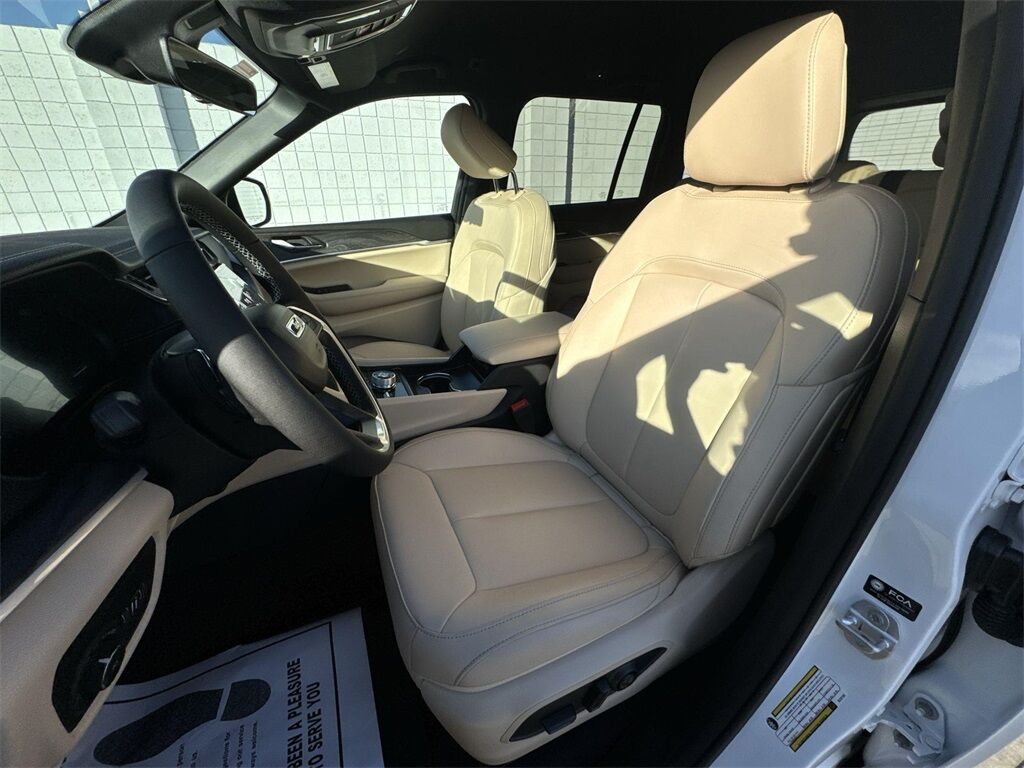 2025 Jeep Grand Cherokee Limited Quincy MA