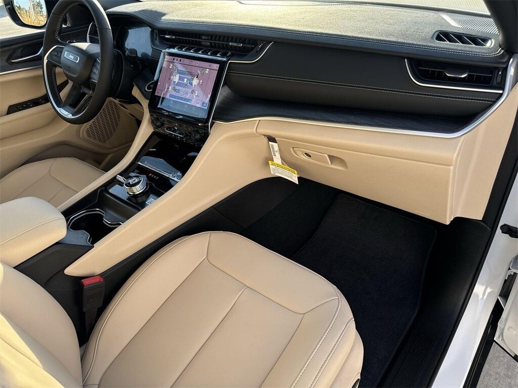 2025 Jeep Grand Cherokee Limited Quincy MA