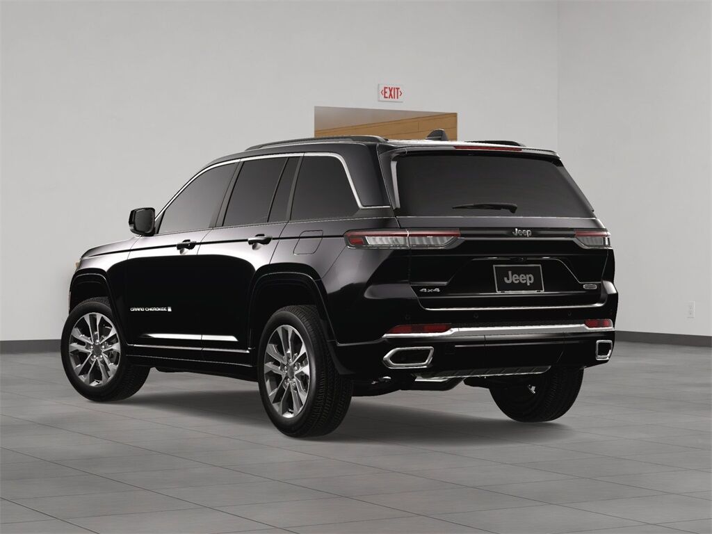 2025 Jeep Grand Cherokee Overland Kenosha WI