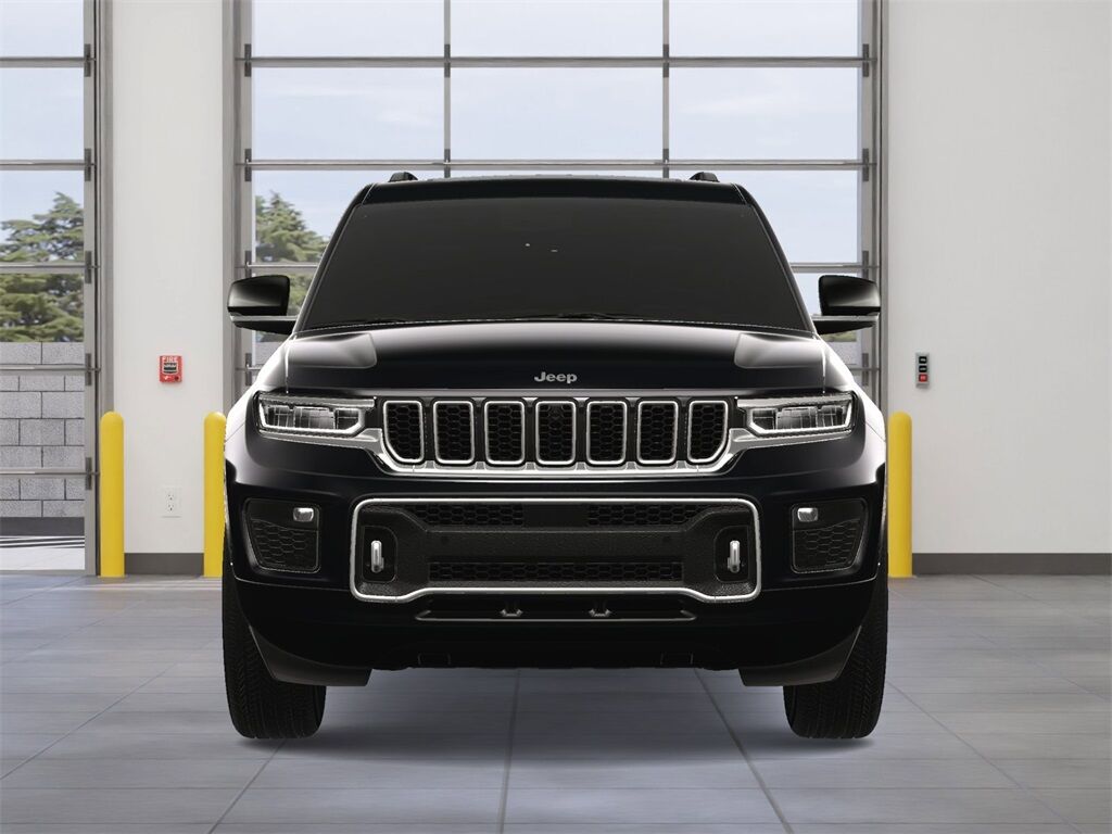 2025 Jeep Grand Cherokee Overland Kenosha WI