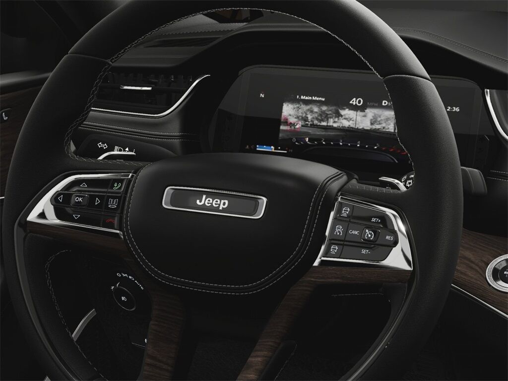 2025 Jeep Grand Cherokee Overland Kenosha WI