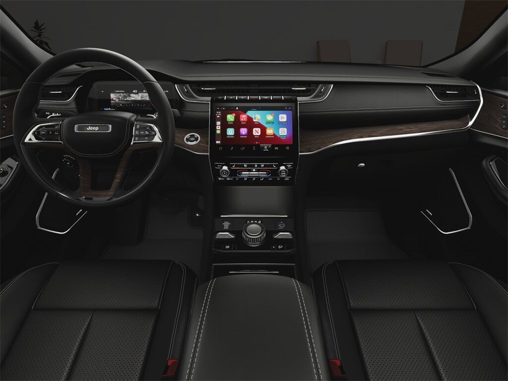 2025 Jeep Grand Cherokee Overland Kenosha WI