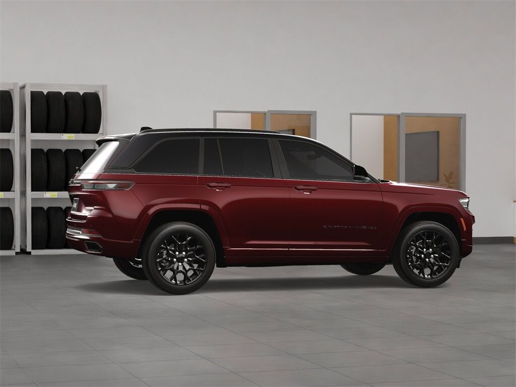 2025 Jeep Grand Cherokee Summit Kenosha WI