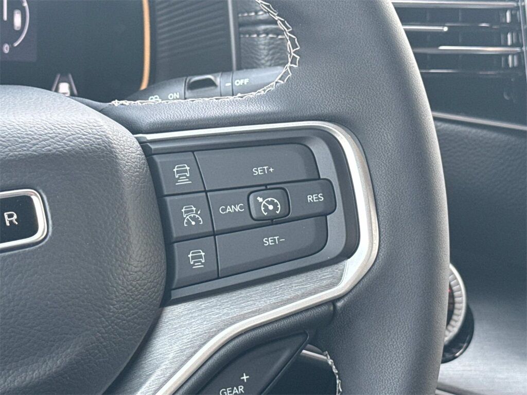 2025 Jeep Wagoneer Base Quincy MA