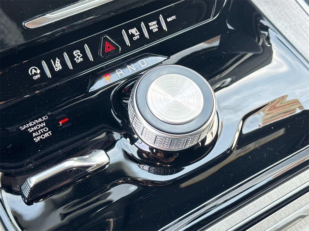 2025 Jeep Wagoneer Base Quincy MA