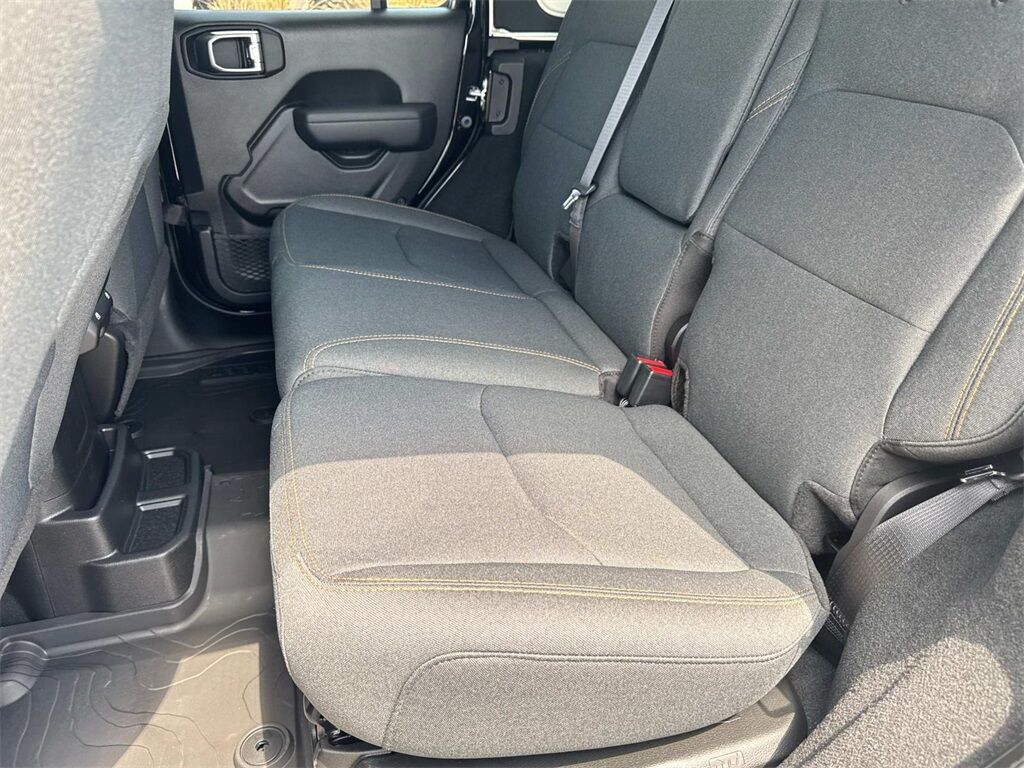 2025 Jeep Wrangler Willys 4xe Quincy MA