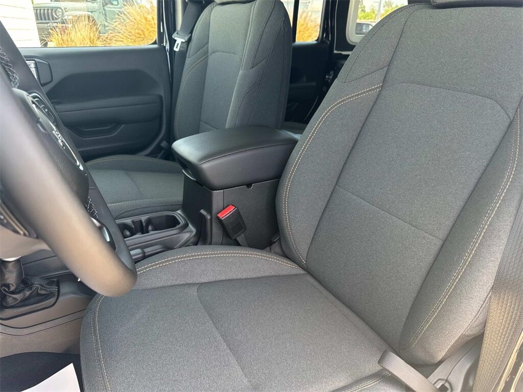 2025 Jeep Wrangler Willys 4xe Quincy MA