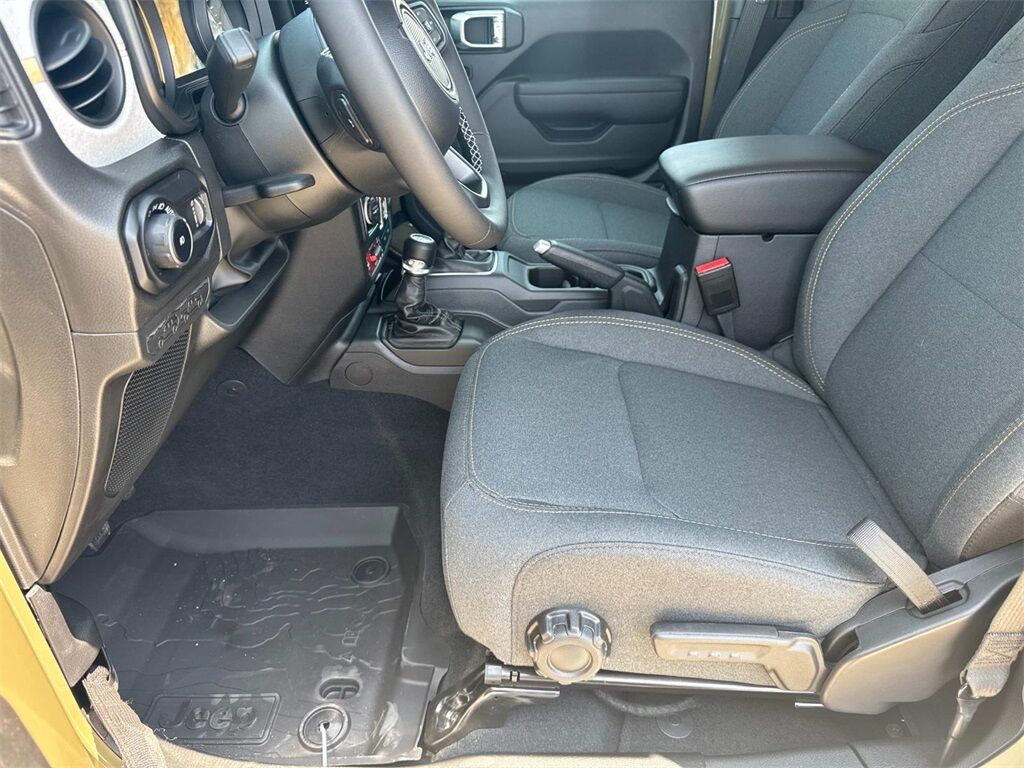 2025 Jeep Wrangler Willys Quincy MA