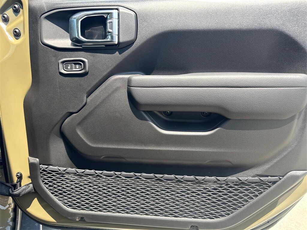 2025 Jeep Wrangler Willys Quincy MA