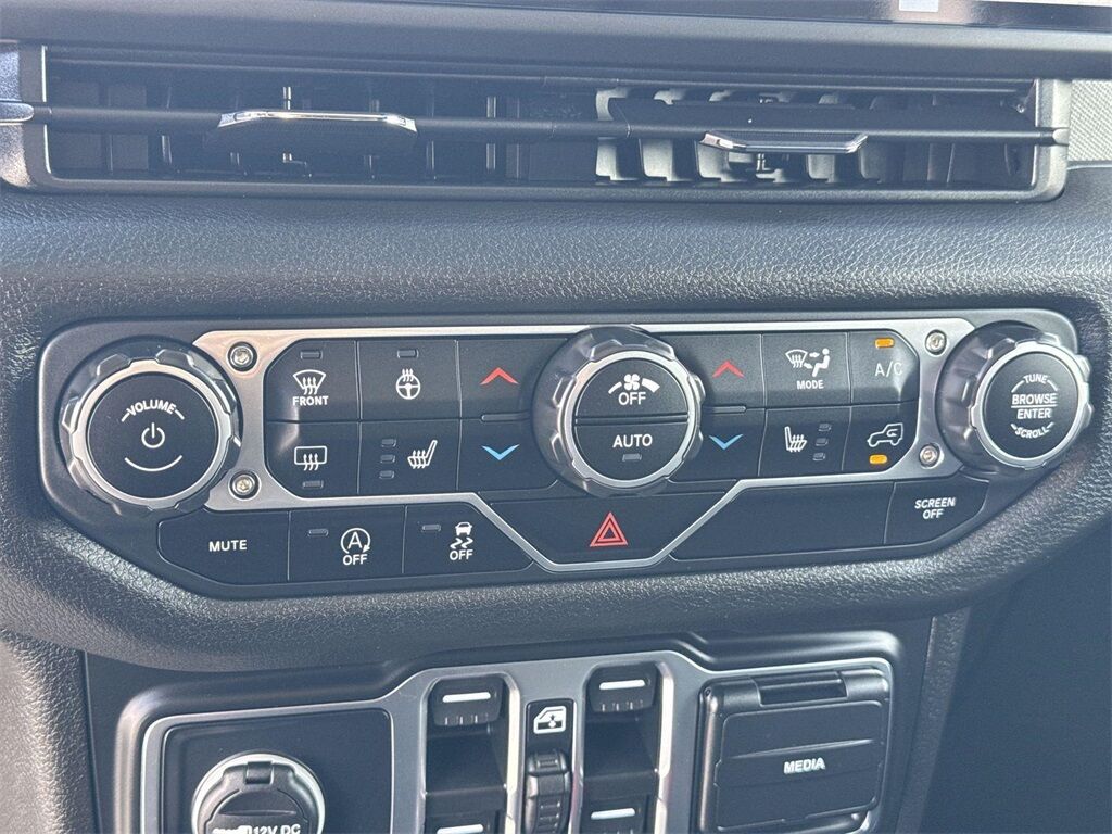 2025 Jeep Wrangler Willys Quincy MA