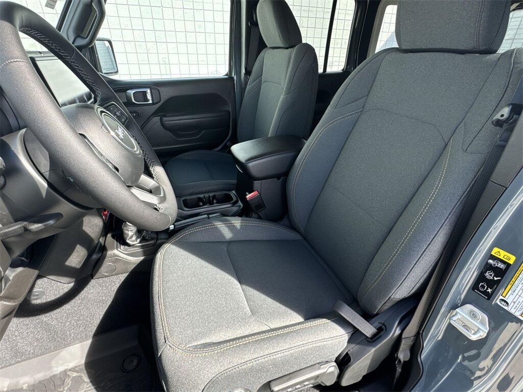 2025 Jeep Wrangler Willys Quincy MA