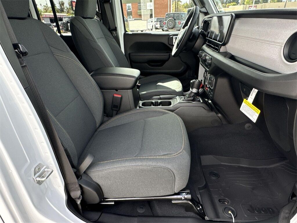 2025 Jeep Wrangler Willys Quincy MA