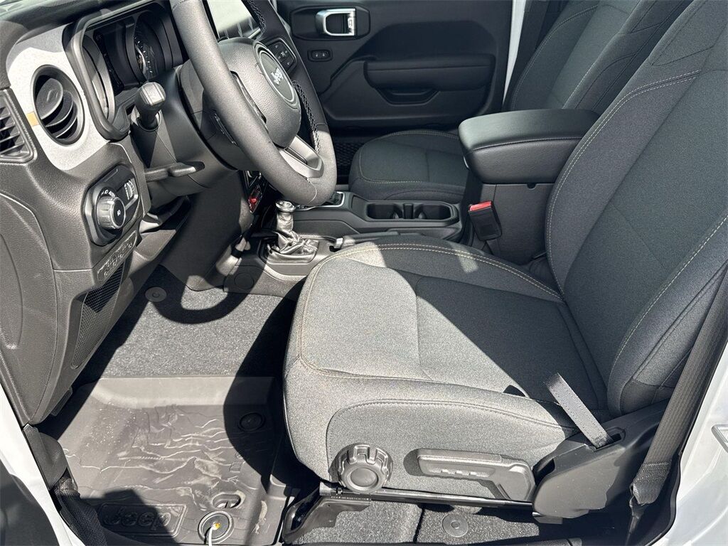 2025 Jeep Wrangler Willys Quincy MA