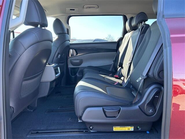 2025 Kia Carnival MPV Hybrid LXS Cape Girardeau MO