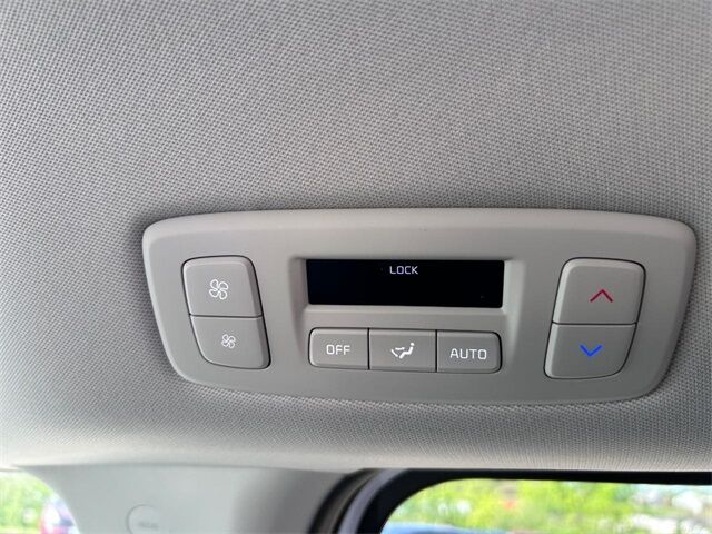 2025 Kia Carnival MPV LXS Cape Girardeau MO